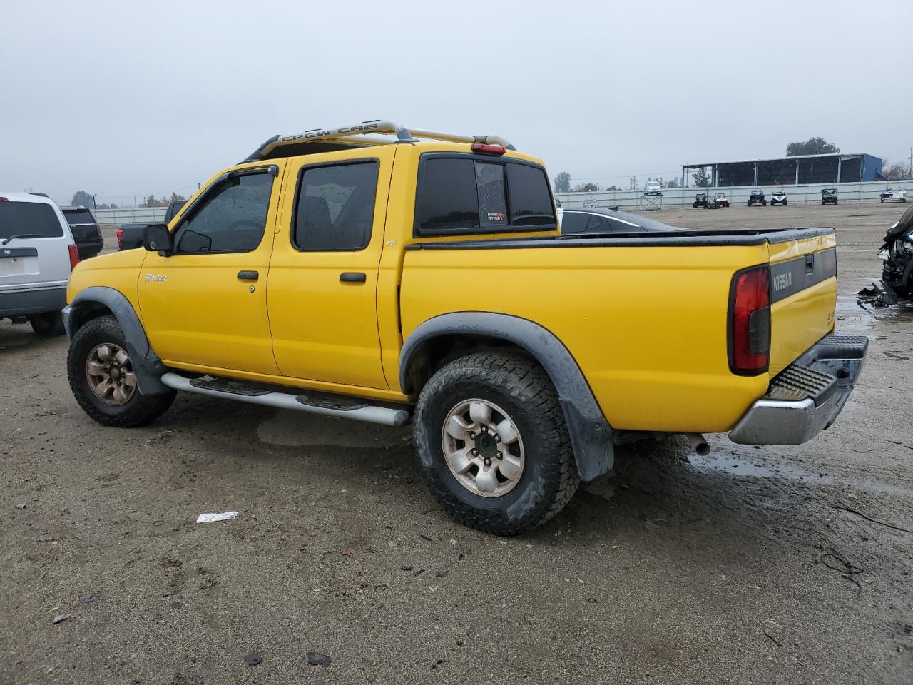 Image 2 of 2000 NISSAN FRONTIER CREW CAB XE 2000 with VIN 1N6ED27T1YC392676