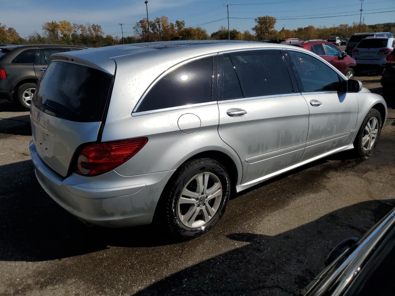 Obraz 3 z 2006 MERCEDES-BENZ R 500 2006 z VIN 4JGCB75E56A011448
