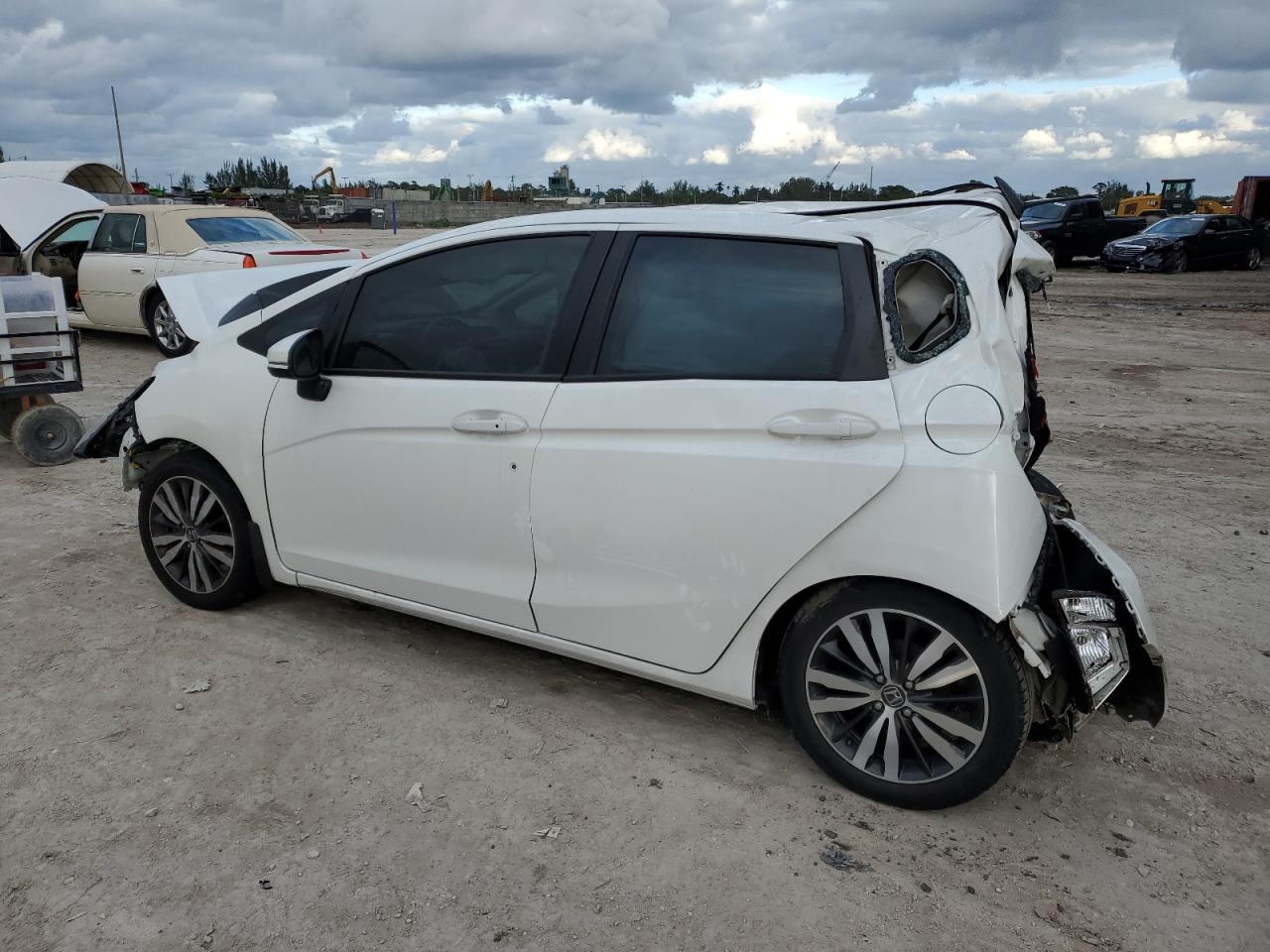 Image 2 of 2016 HONDA FIT EX 2016 with VIN 3HGGK5H93GM703996