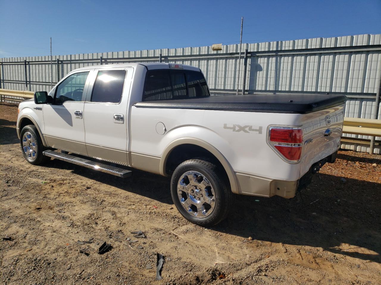 Image 2 of 2010 FORD F150 SUPERCREW 2010 with VIN 1FTFW1EV3AFB04208