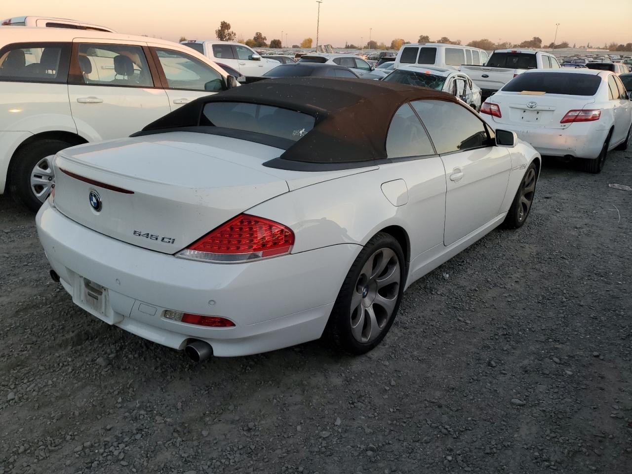 Изображение 3 2005 BMW 645 CI AUTOMATIC 2005 с VIN WBAEK73495B325956