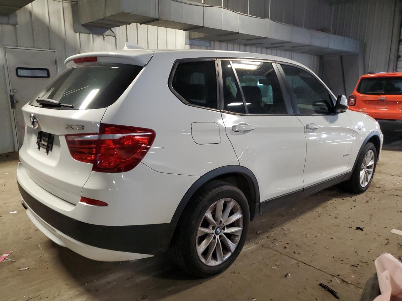 Изображение 3 2013 BMW X3 XDRIVE28I 2013 с VIN 5UXWX9C57D0A24210