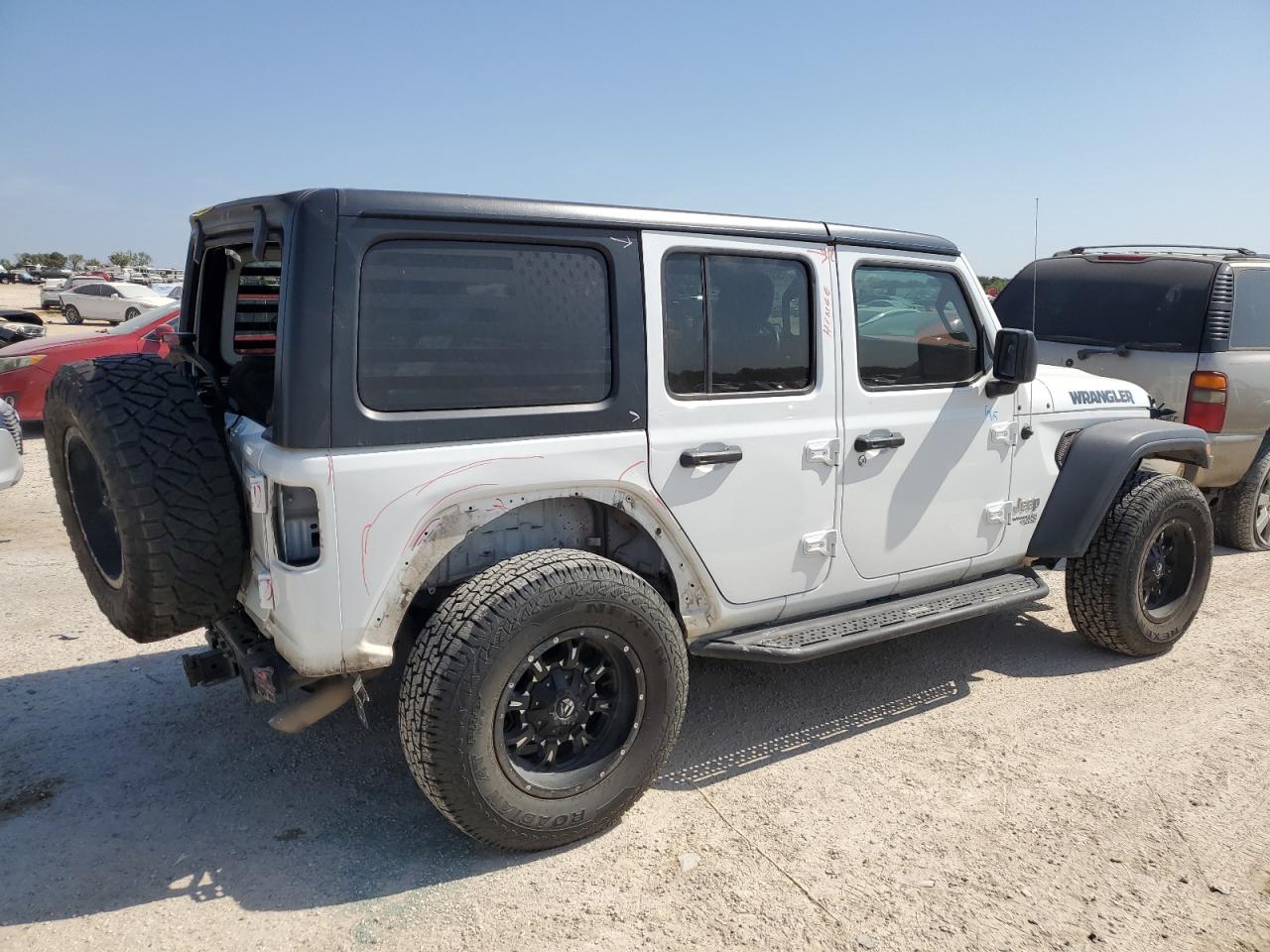 Image 3 of 2019 JEEP WRANGLER UNLIMITED SPORT 2019 with VIN 1C4HJXDG2KW596972