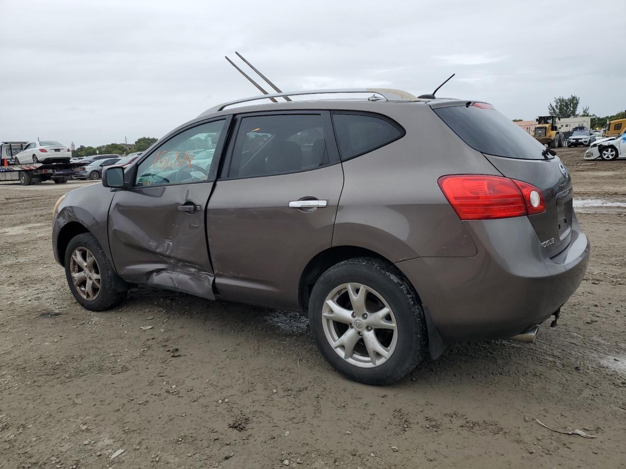 Image 2 of Nissan Rogue S 2008 with VIN JN8AS58V48W135121