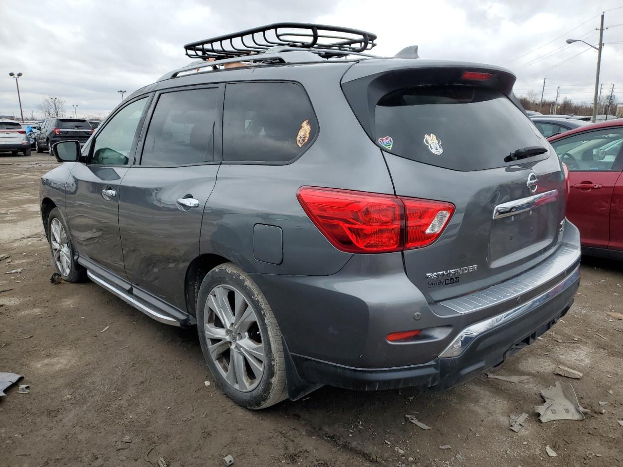 Изображение 2 2019 NISSAN PATHFINDER S 2019 с VIN 5N1DR2MM3KC583631