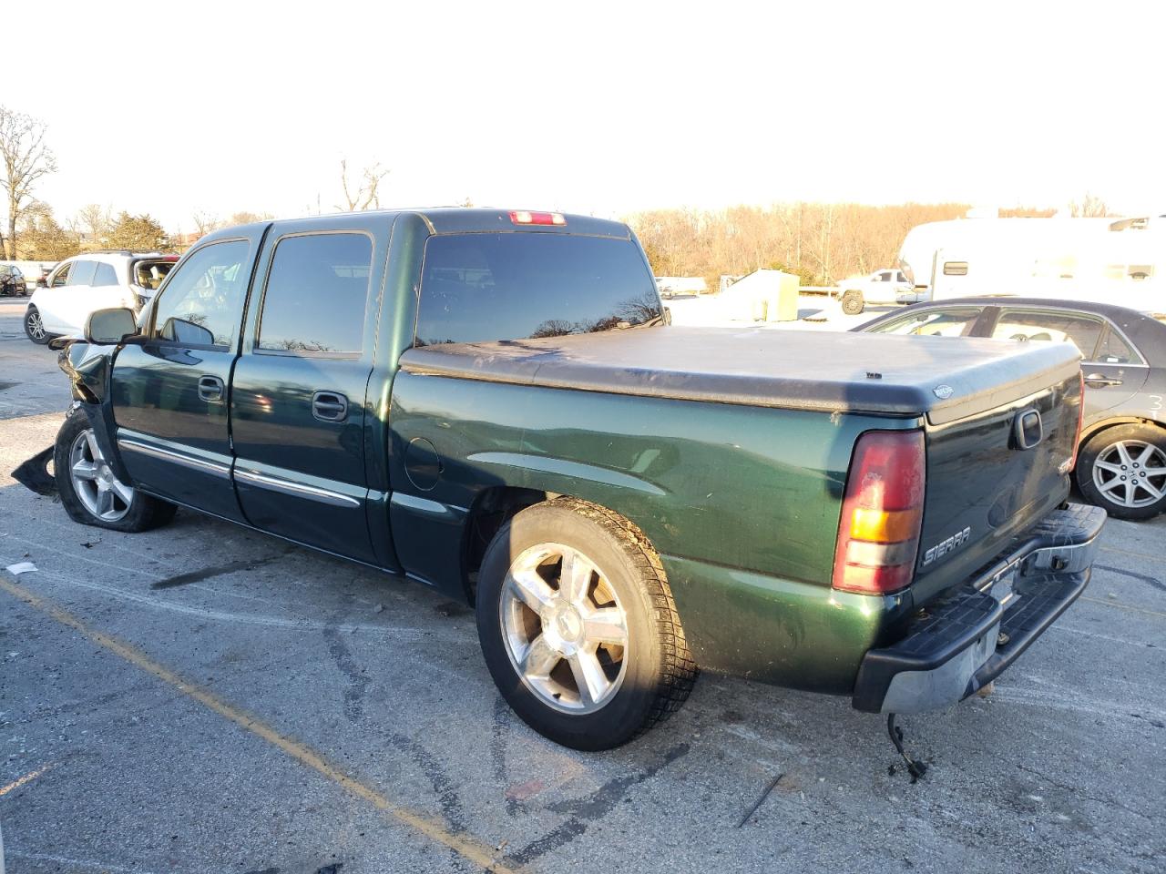 Изображение 2 2004 GMC NEW SIERRA C1500 2004 с VIN 2GTEC13T641411079