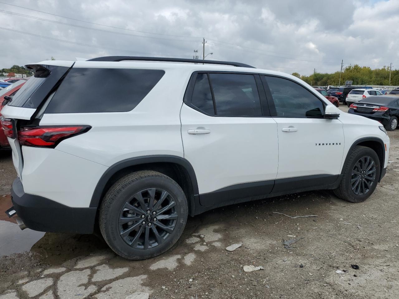 Obraz 3 z 2022 CHEVROLET TRAVERSE RS 2022 z VIN 1GNEVJKW0NJ184802