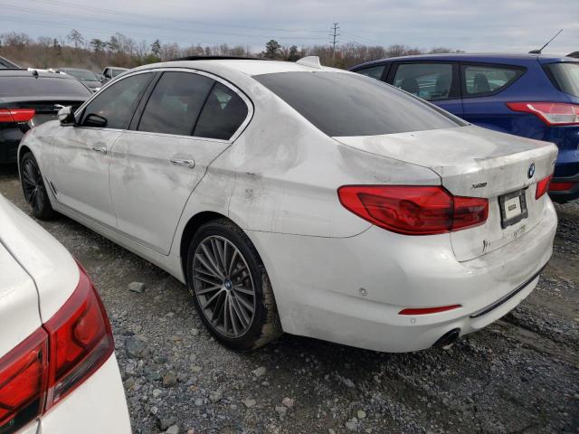 Obraz 2 z 2017 BMW 530 XI 2017 z VIN WBAJA7C3XHWA70663