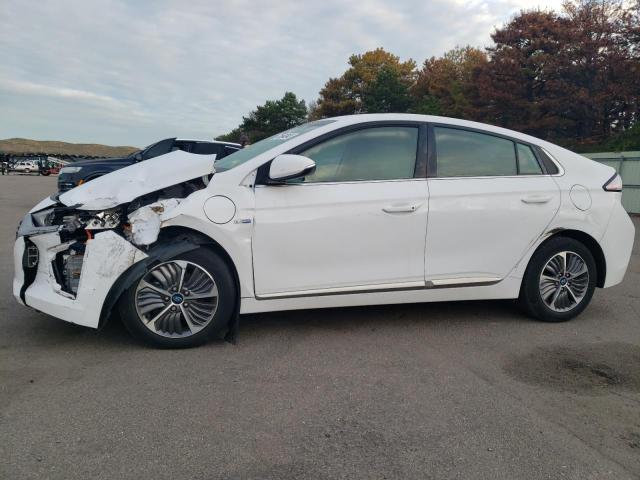 Image 1 of 2020 HYUNDAI IONIQ SEL 2020 with VIN KMHC75LD8LU225330