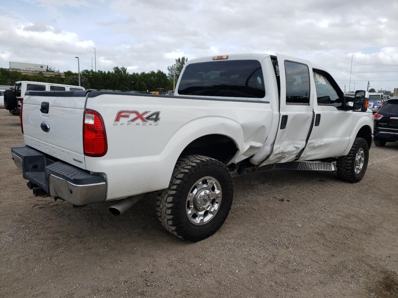 Image 3 of 2016 FORD F250 SUPER DUTY 2016 with VIN 1FT7W2B65GEB14843