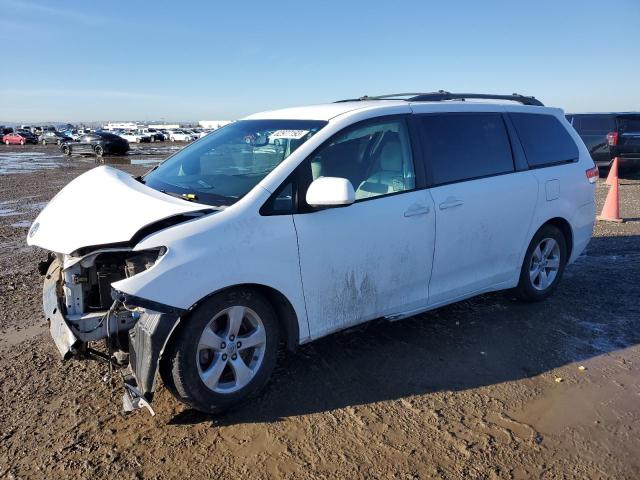 Image 1 of 2011 TOYOTA SIENNA LE 2011 with VIN 5TDKK3DCXBS096650