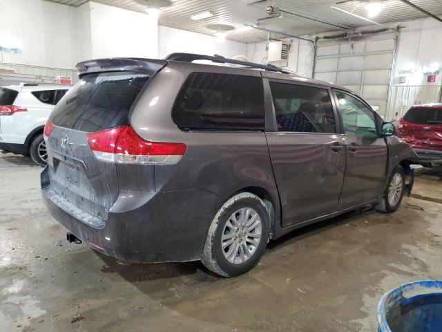 Obraz 3 z 2011 TOYOTA SIENNA XLE 2011 z VIN 5TDYK3DC7BS143644