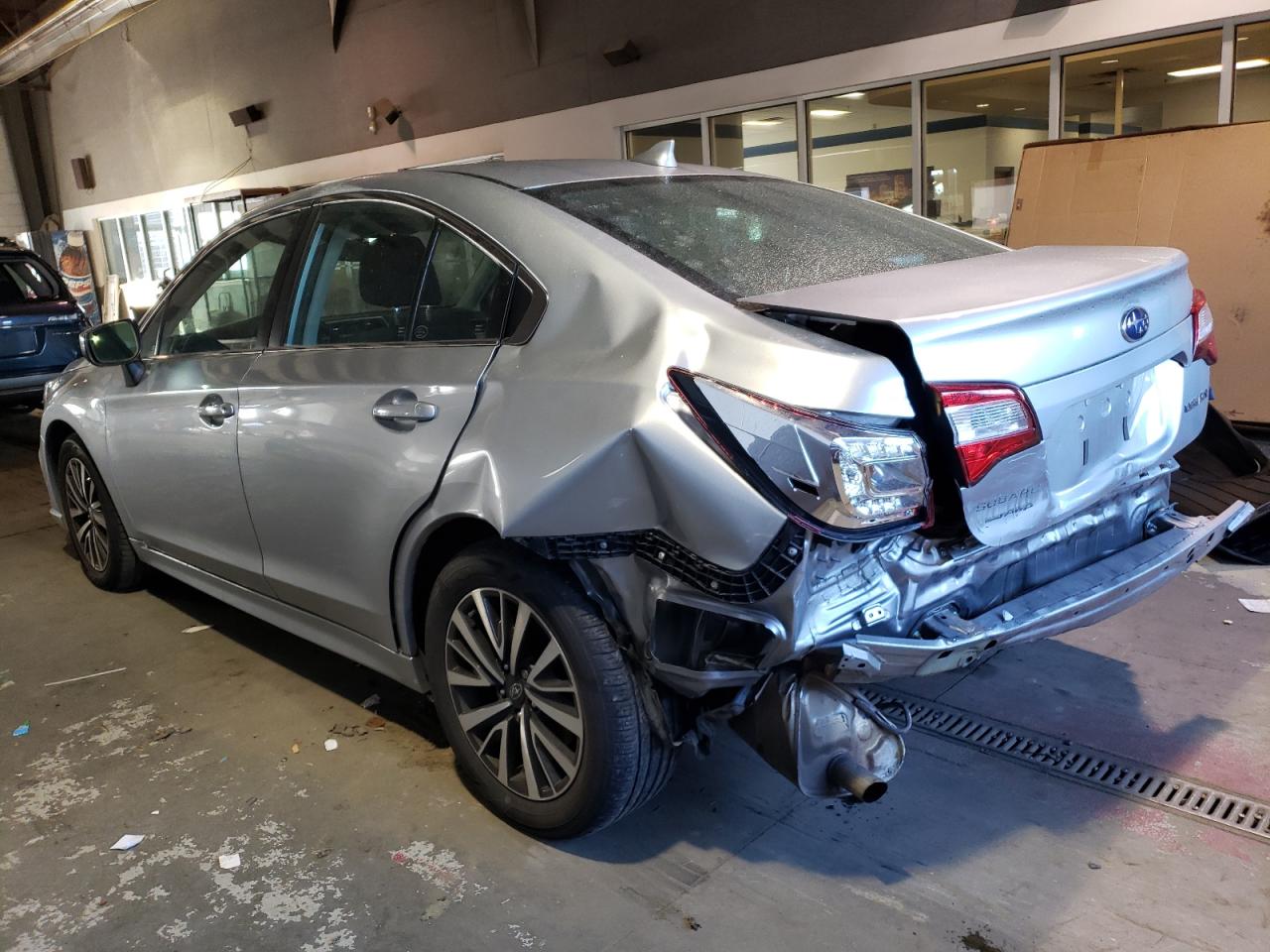 Image 2 of 2018 SUBARU LEGACY 2.5I PREMIUM 2018 with VIN 4S3BNAC65J3040929