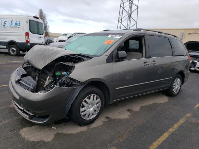 Obraz 2004 TOYOTA SIENNA CE 2004