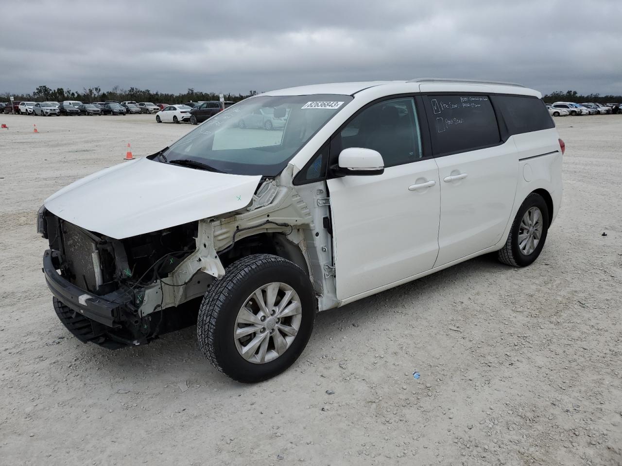 Image 1 of 2015 KIA SEDONA LX 2015 with VIN KNDMB5C10F6066860