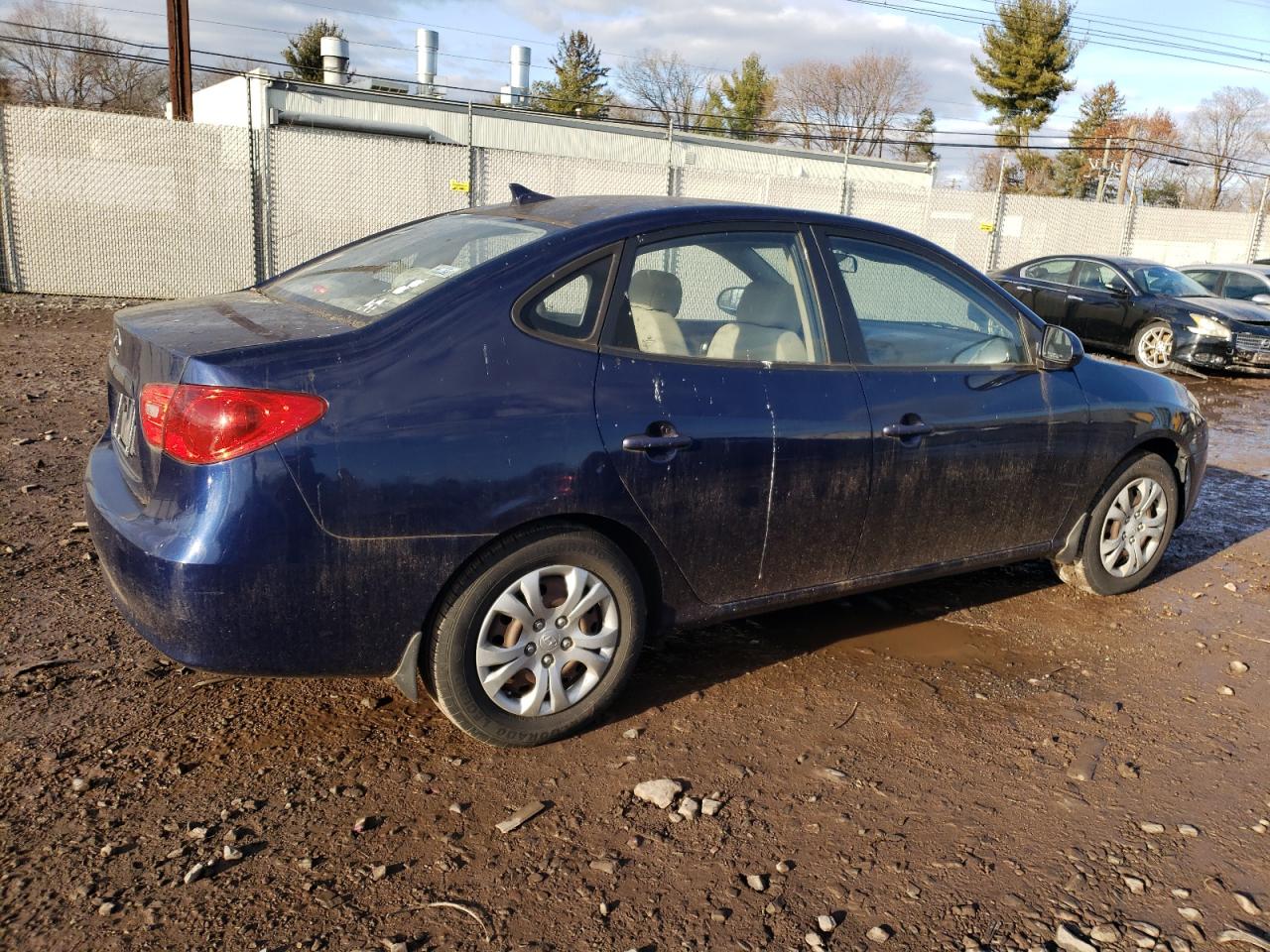 Image 3 of 2009 HYUNDAI ELANTRA GLS 2009 with VIN KMHDU46D99U807898