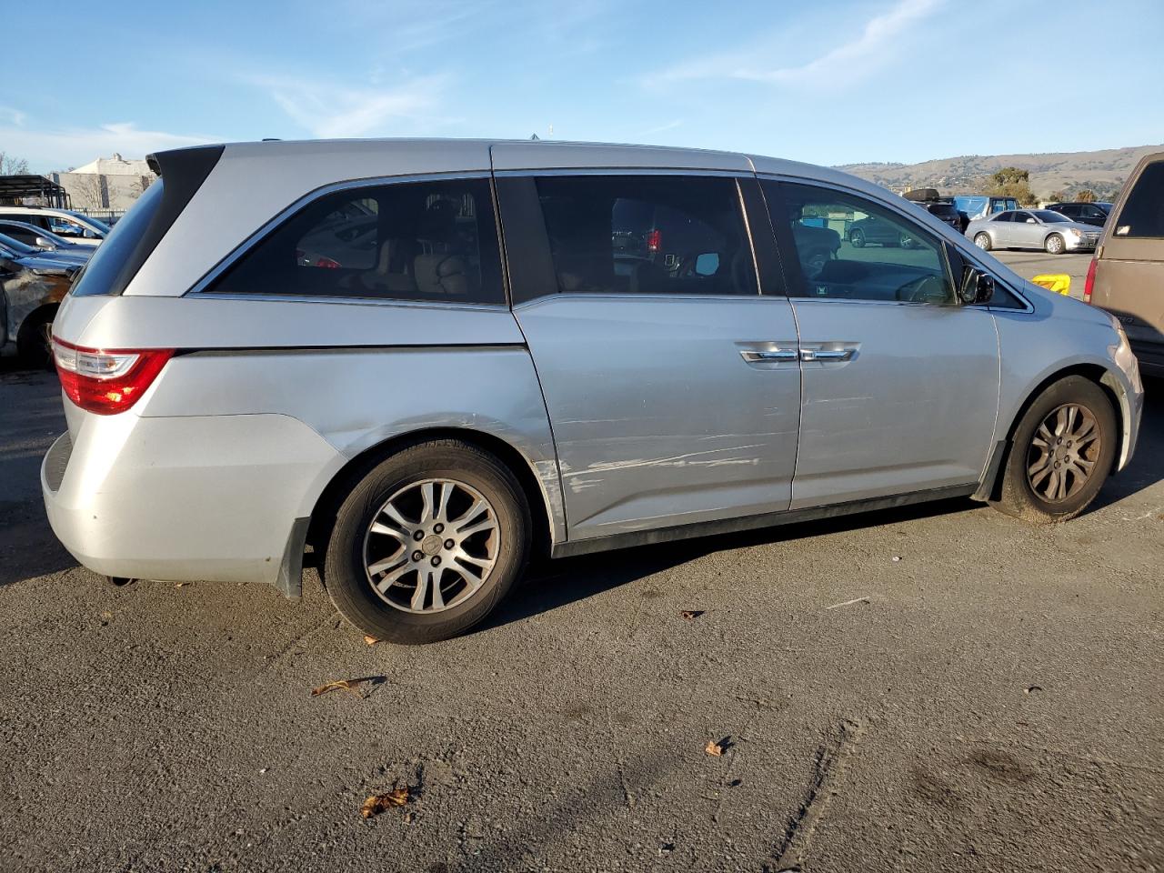Image 3 of 2012 HONDA ODYSSEY EXL 2012 with VIN 5FNRL5H61CB120240