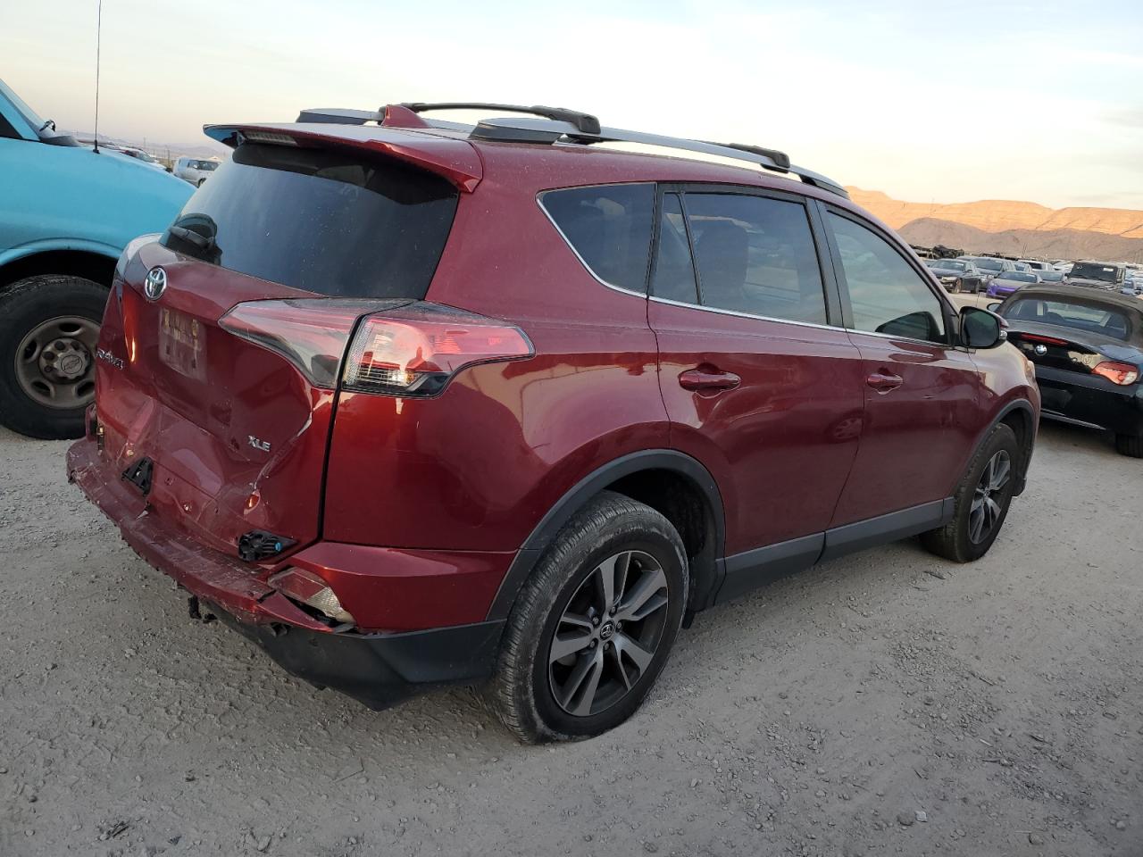 Image 3 of 2018 TOYOTA RAV4 ADVENTURE 2018 with VIN 2T3WFREV5JW423459