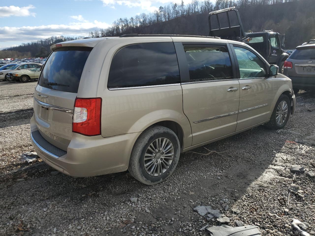 Изображение 3 2014 CHRYSLER TOWN & COUNTRY TOURING L 2014 с VIN 2C4RC1CG7ER472285