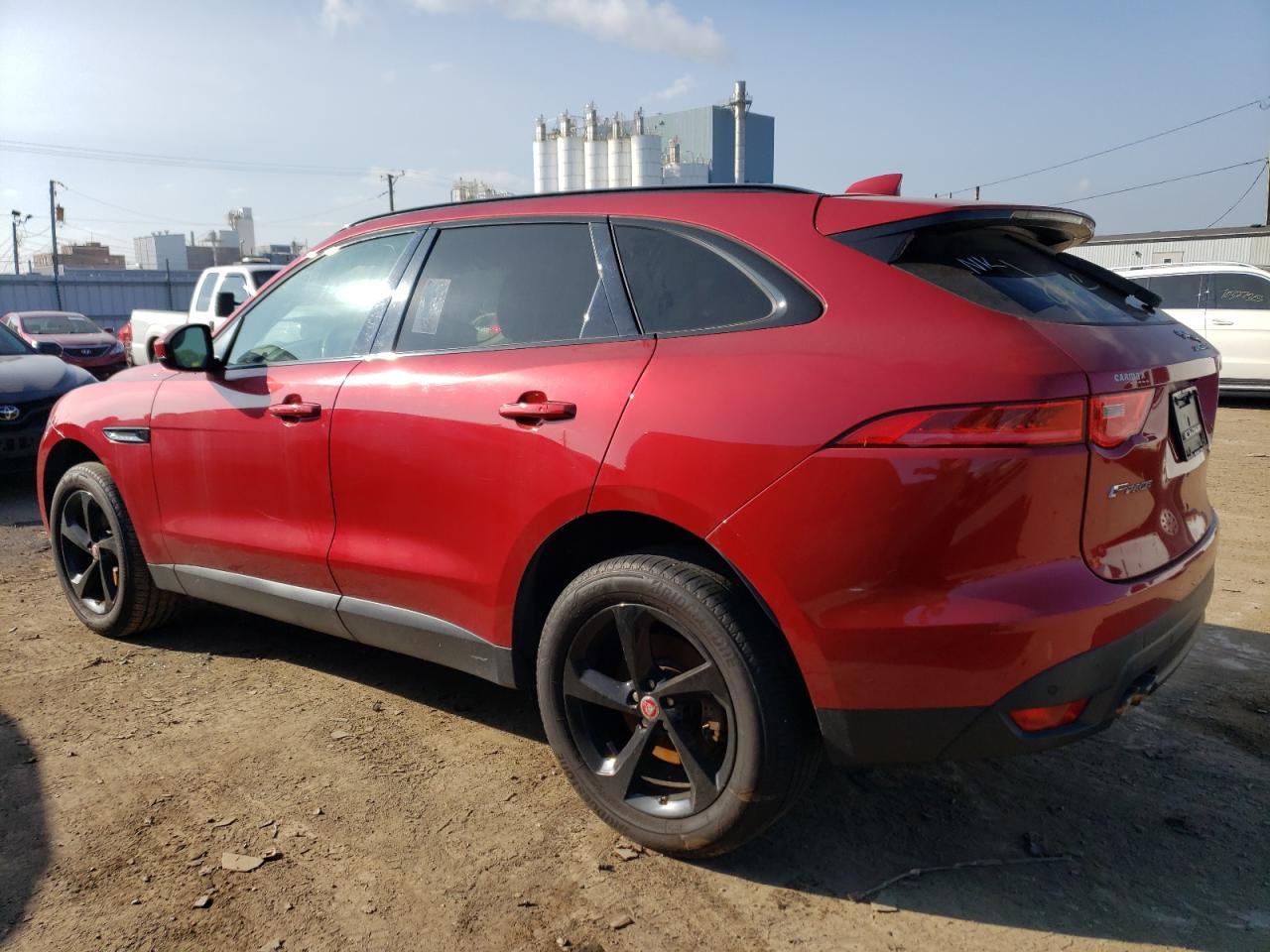 Image 2 of Jaguar F-Pace Prestige 2017 with VIN SADCK2BN8HA498325