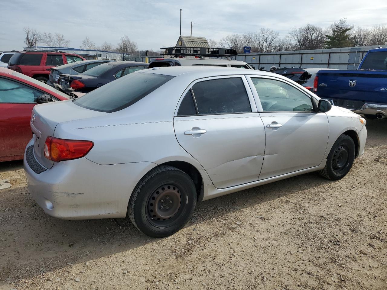 Image 3 of 2009 TOYOTA COROLLA BASE 2009 with VIN JTDBL40E399072127