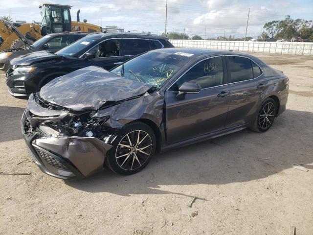 Изображение 1 2023 TOYOTA CAMRY SE NIGHT SHADE 2023 с VIN 4T1G11AK6PU120501