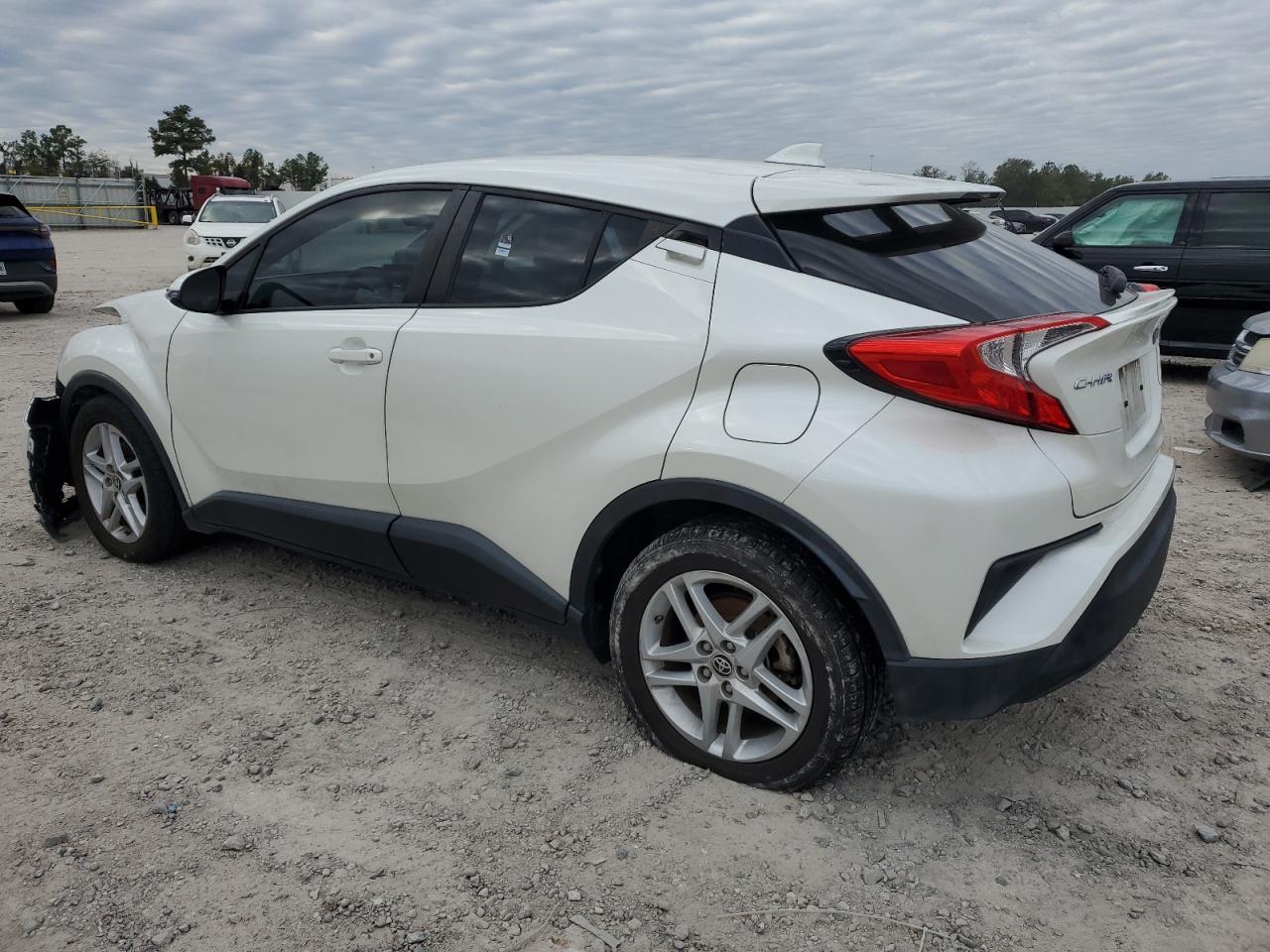 Obraz 2 z 2020 TOYOTA C-HR XLE 2020 z VIN JTNKHMBX9L1073493