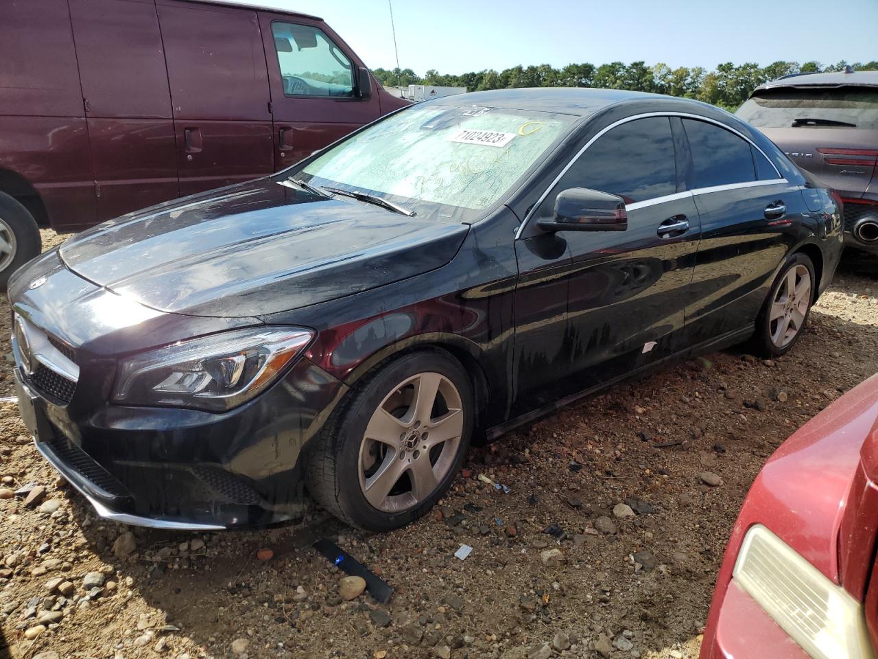 Obraz 1 z 2019 MERCEDES-BENZ CLA 250 4MATIC 2019 z VIN WDDSJ4GB6KN759624