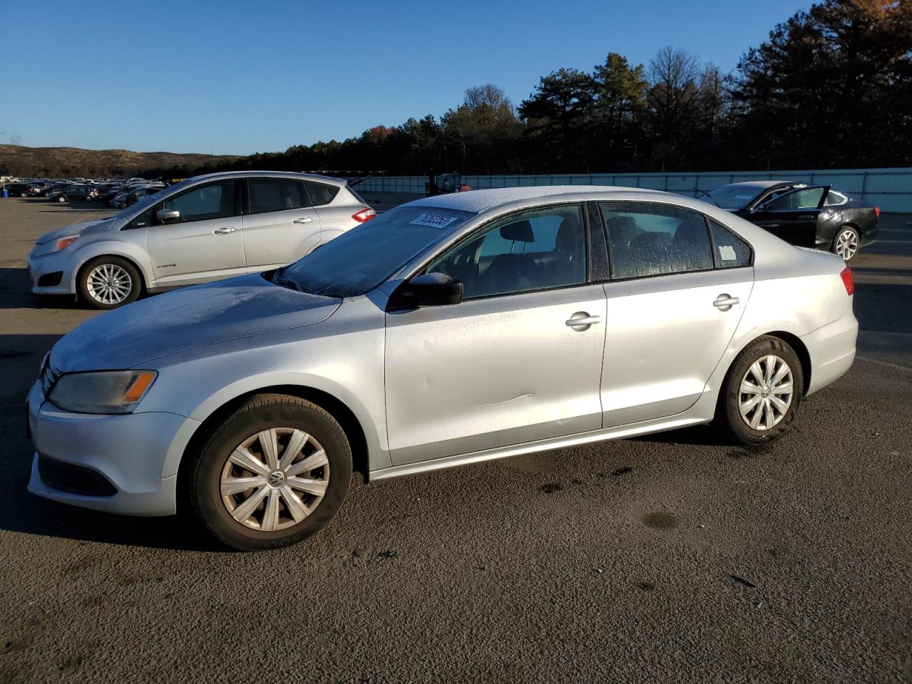 Image 1 of 2014 VOLKSWAGEN JETTA BASE 2014 with VIN 3VW2K7AJ8EM243933