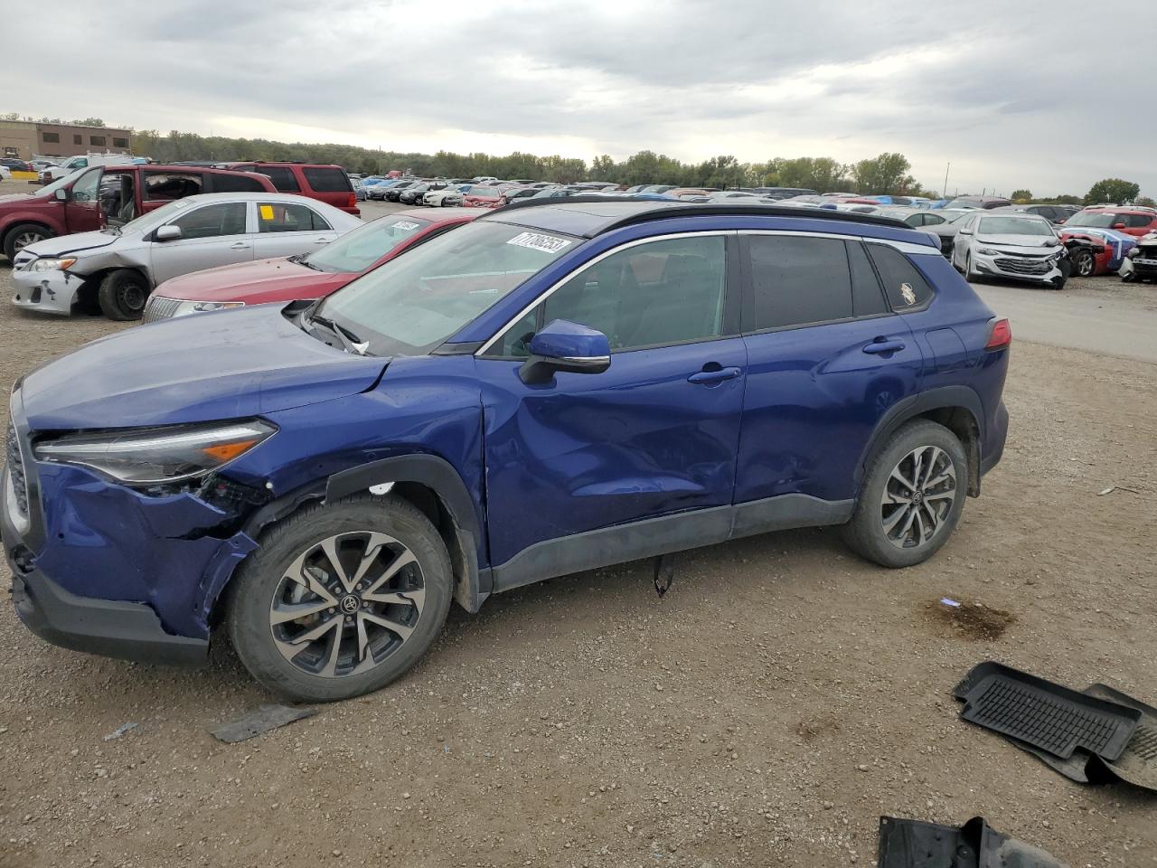 2022 TOYOTA COROLLA CROSS XLE 2022 image