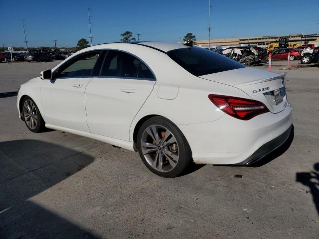 Image 2 of 2019 MERCEDES-BENZ CLA 250 2019 with VIN WDDSJ4EB3KN741567