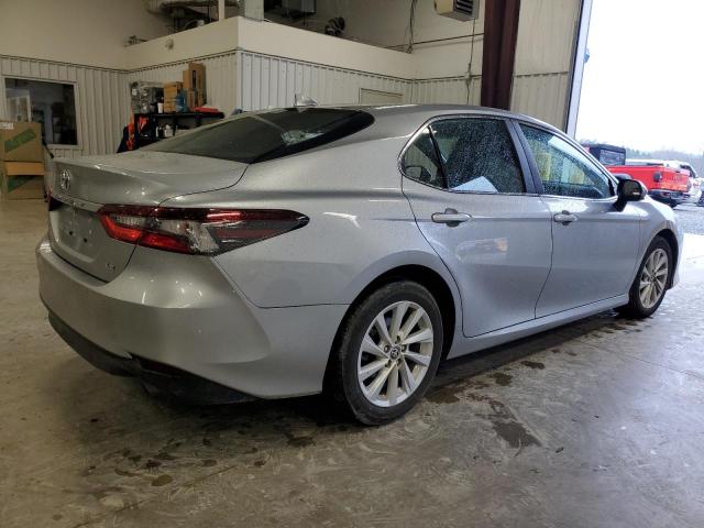 Obraz 3 z 2022 TOYOTA CAMRY LE 2022 z VIN 4T1C11AK8NU690785