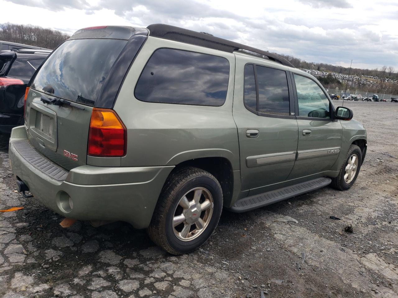 Obraz 3 z 2004 GMC ENVOY XL 2004 z VIN 1GKES16S846132185