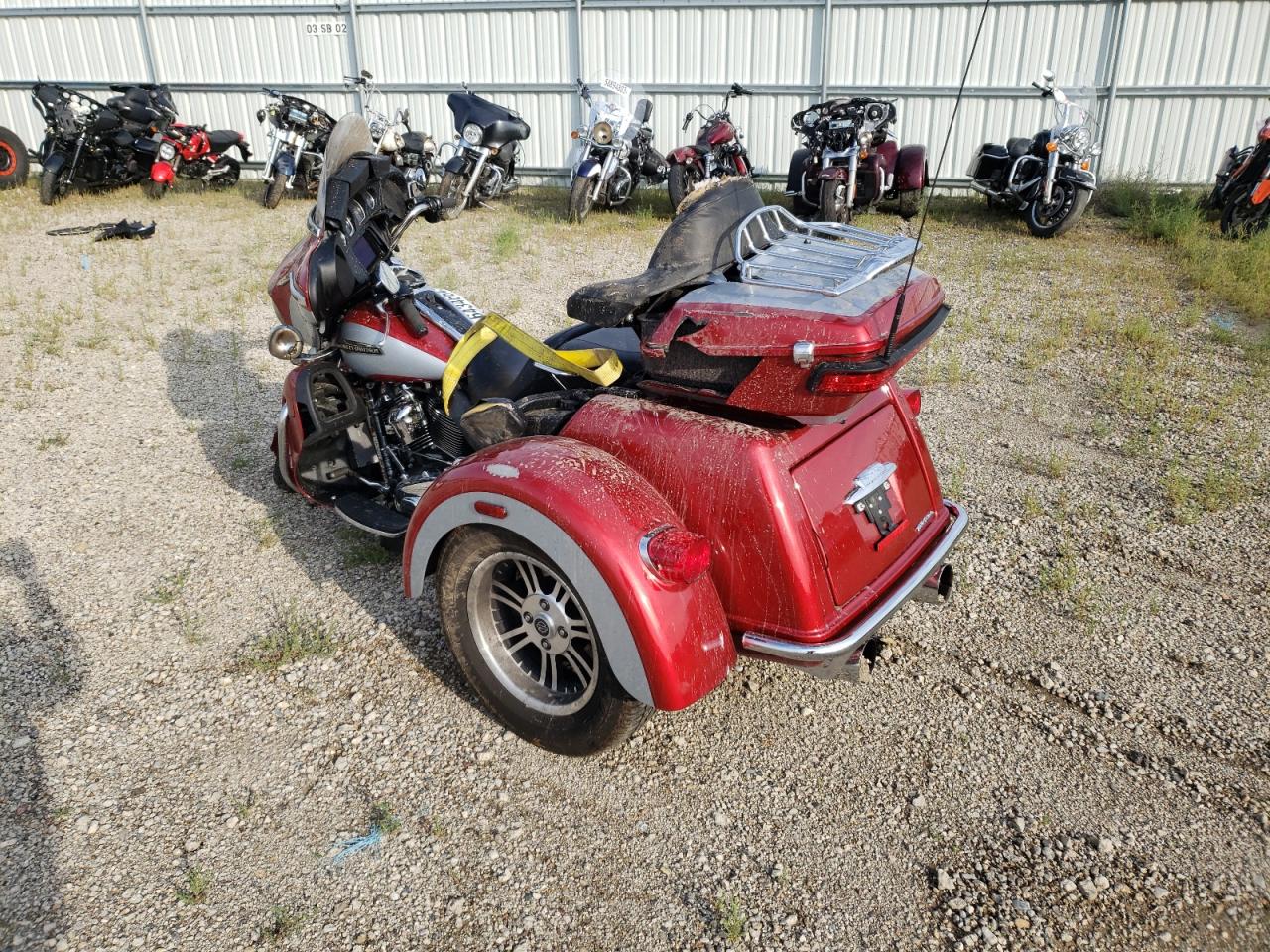 Image 3 of 2019 HARLEY-DAVIDSON FLHTCUTG  2019 with VIN 1HD1MAF17KB853676
