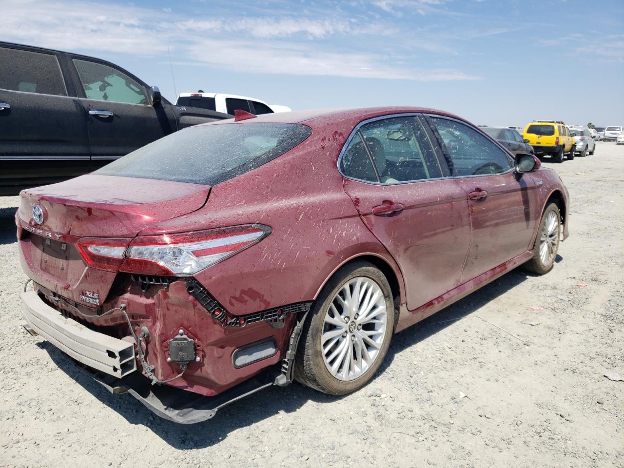 Image 3 of 2020 TOYOTA CAMRY XLE 2020 with VIN 4T1F31AK2LU534049
