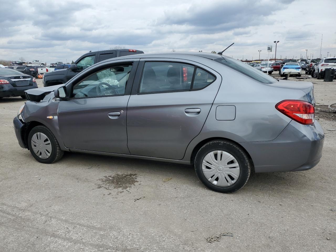 Изображение 2 2018 MITSUBISHI MIRAGE G4 ES 2018 с VIN ML32F3FJ1JHF07006