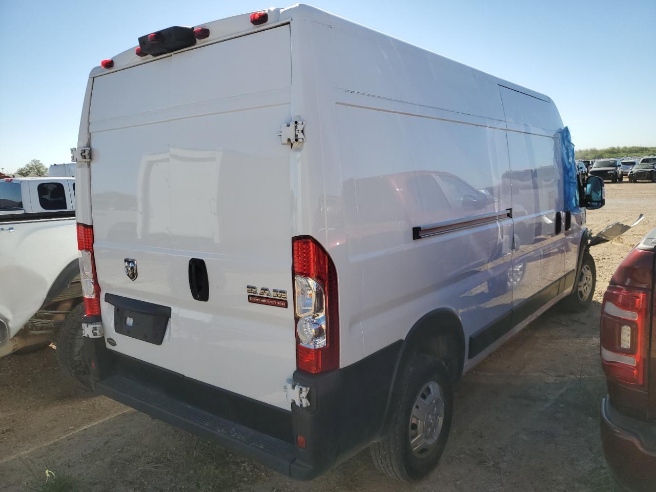 Изображение 3 2021 RAM PROMASTER 2500 2500 HIGH 2021 с VIN 3C6LRVDG0ME583049