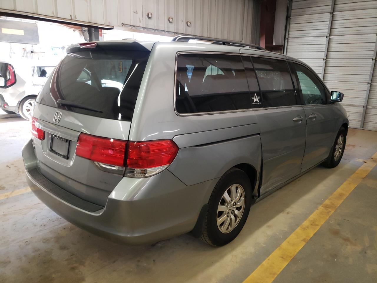 Image 3 of 2010 HONDA ODYSSEY EXL 2010 with VIN 5FNRL3H60AB084669