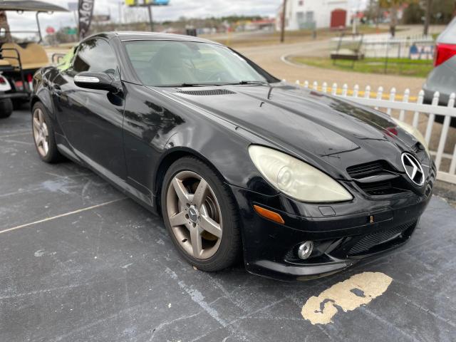 Image 1 of 2007 MERCEDES-BENZ SLK 350 2007 with VIN WDBWK56F07F150368