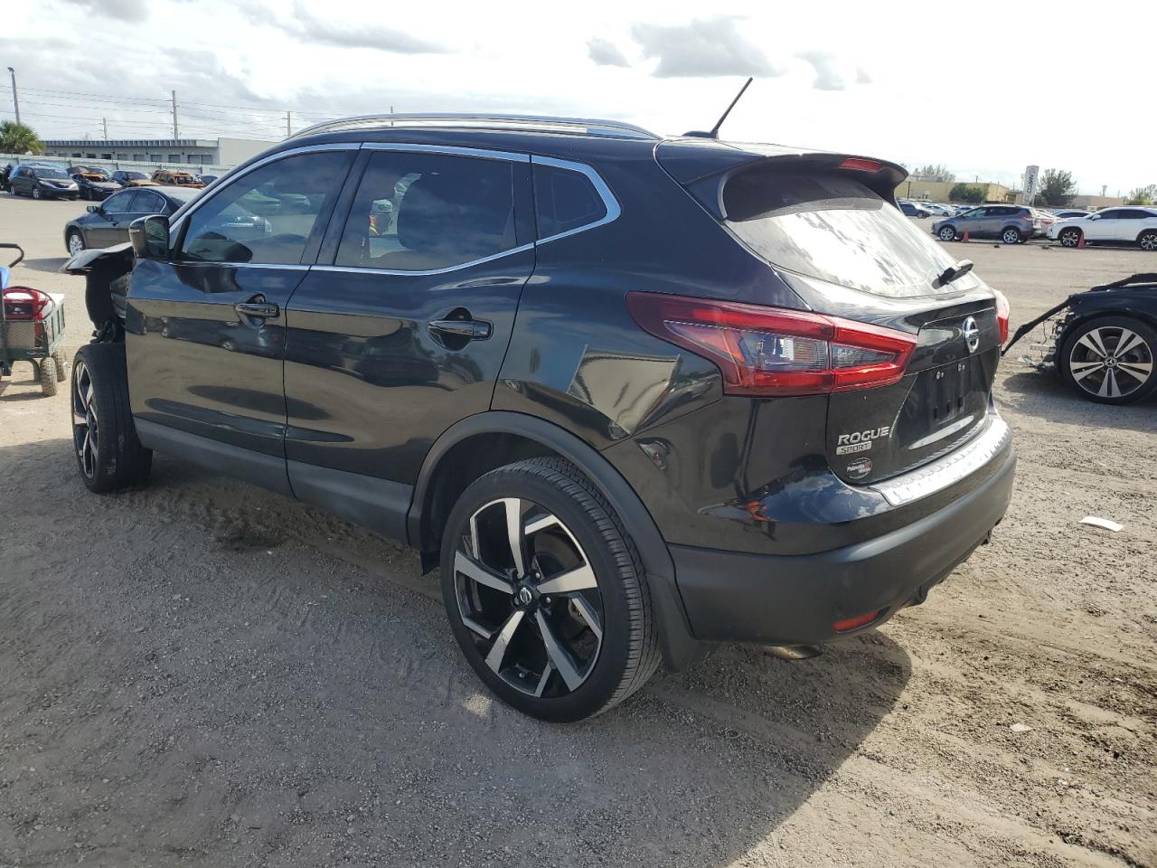 Image 2 of 2020 NISSAN ROGUE SPORT S 2020 with VIN JN1BJ1CV8LW268768