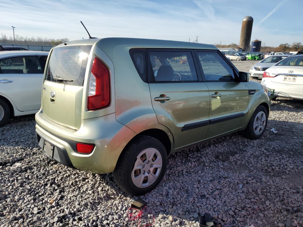 Изображение 3 2013 KIA SOUL  2013 с VIN KNDJT2A58D7483168