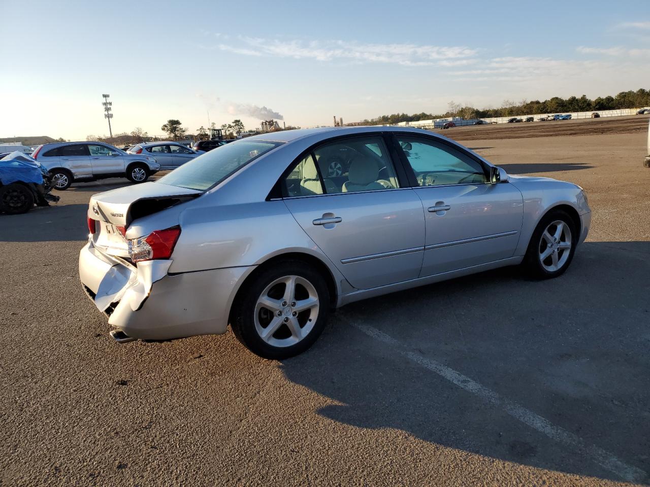 Image 3 of 2007 HYUNDAI SONATA SE 2007 with VIN 5NPEU46F67H216140