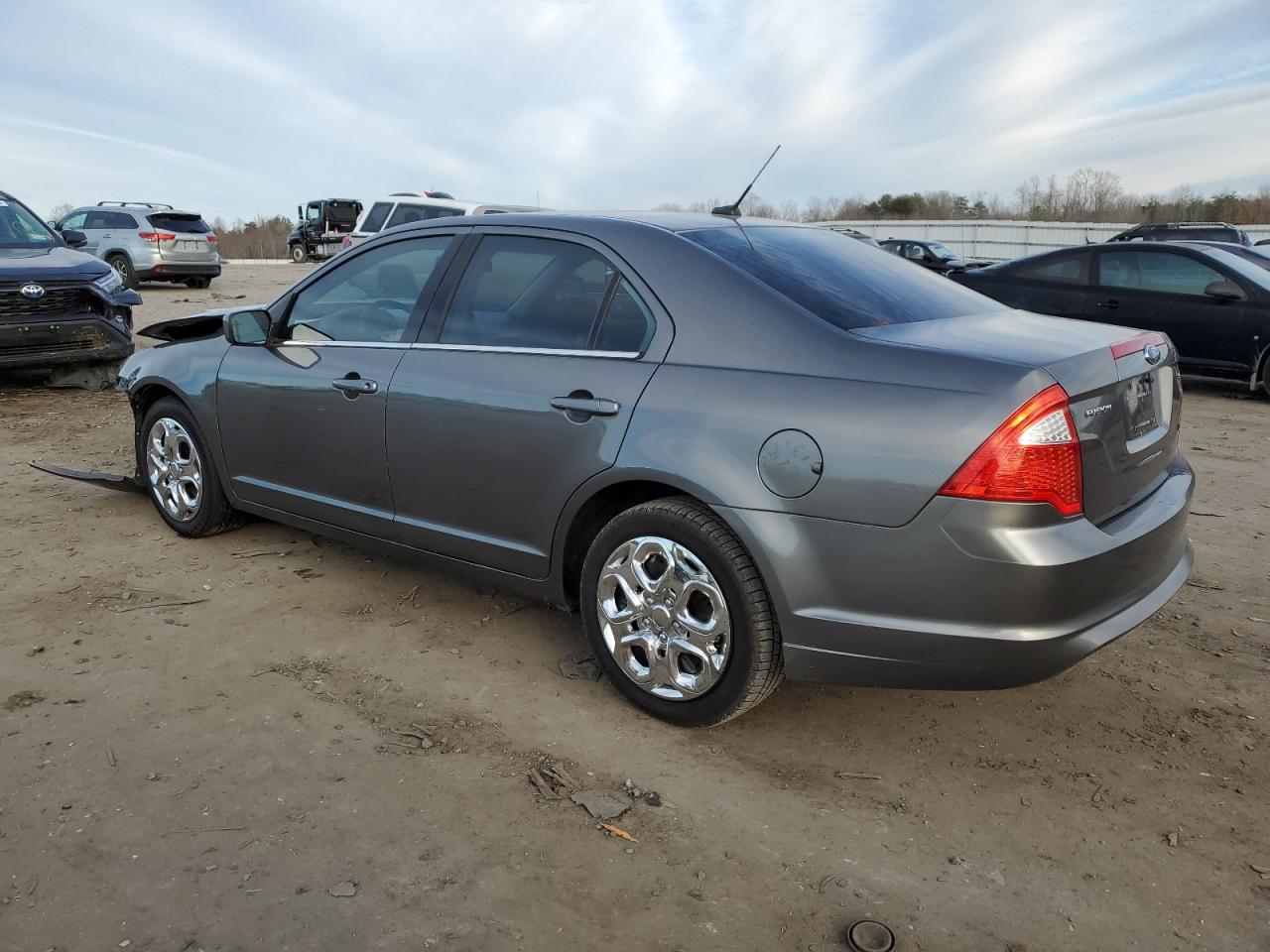 Изображение 2 2010 FORD FUSION SE 2010 с VIN 3FAHP0HA2AR117646