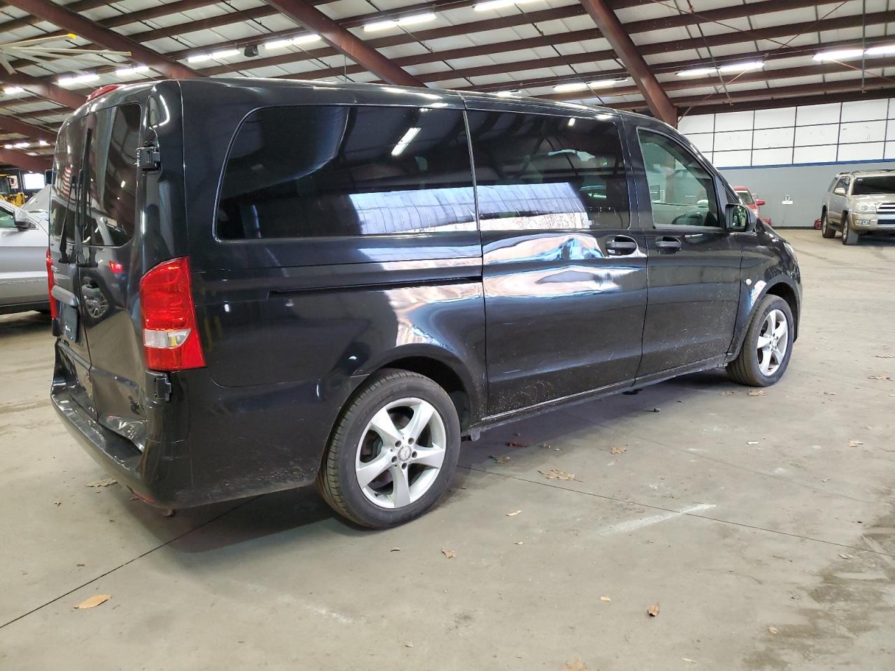 Изображение 3 2018 MERCEDES-BENZ METRIS  2018 с VIN WD4PG2EE5J3371879