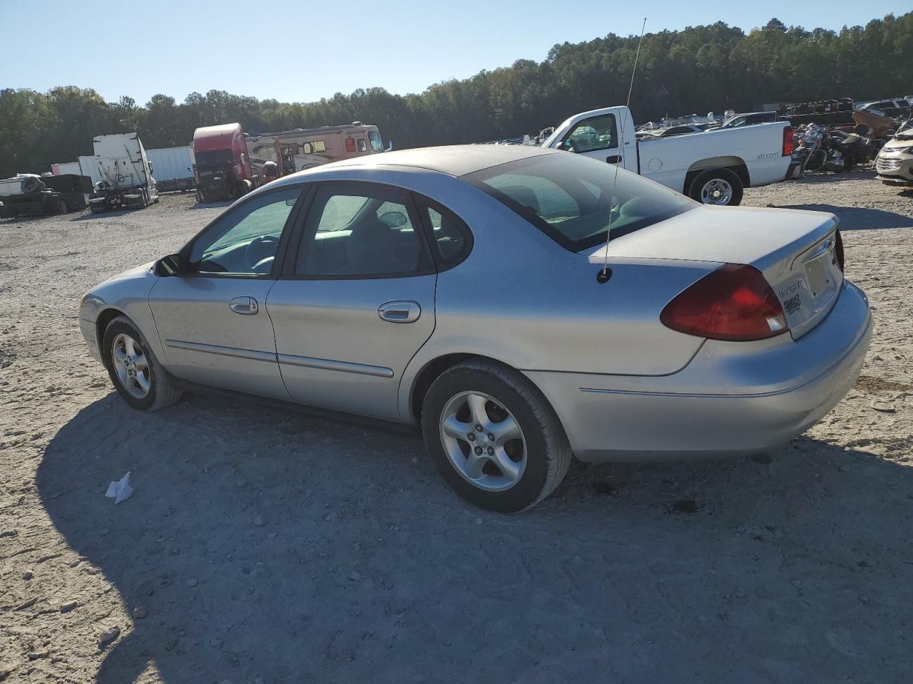 Изображение 2 2001 FORD TAURUS SE 2001 с VIN 1FAFP53U81G206442