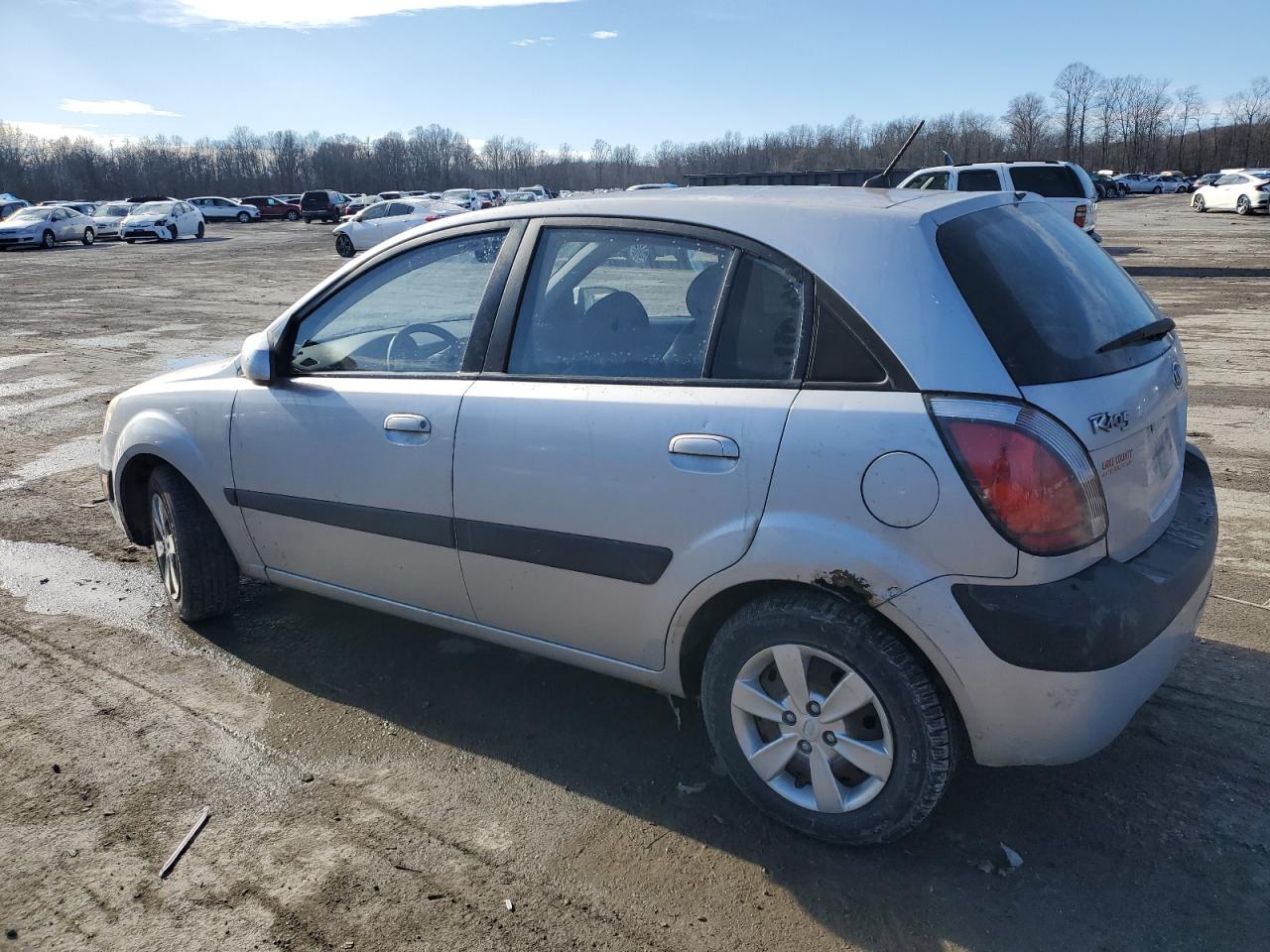 Obraz 2 z 2008 KIA RIO 5 SX 2008 z VIN KNADE163586329017