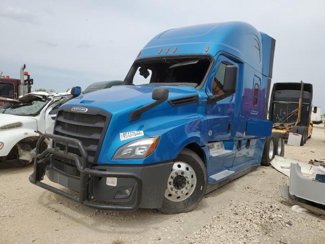 Image 2 of 2020 FREIGHTLINER CASCADIA 126  2020 with VIN 3AKJHHDR2LSLK0697