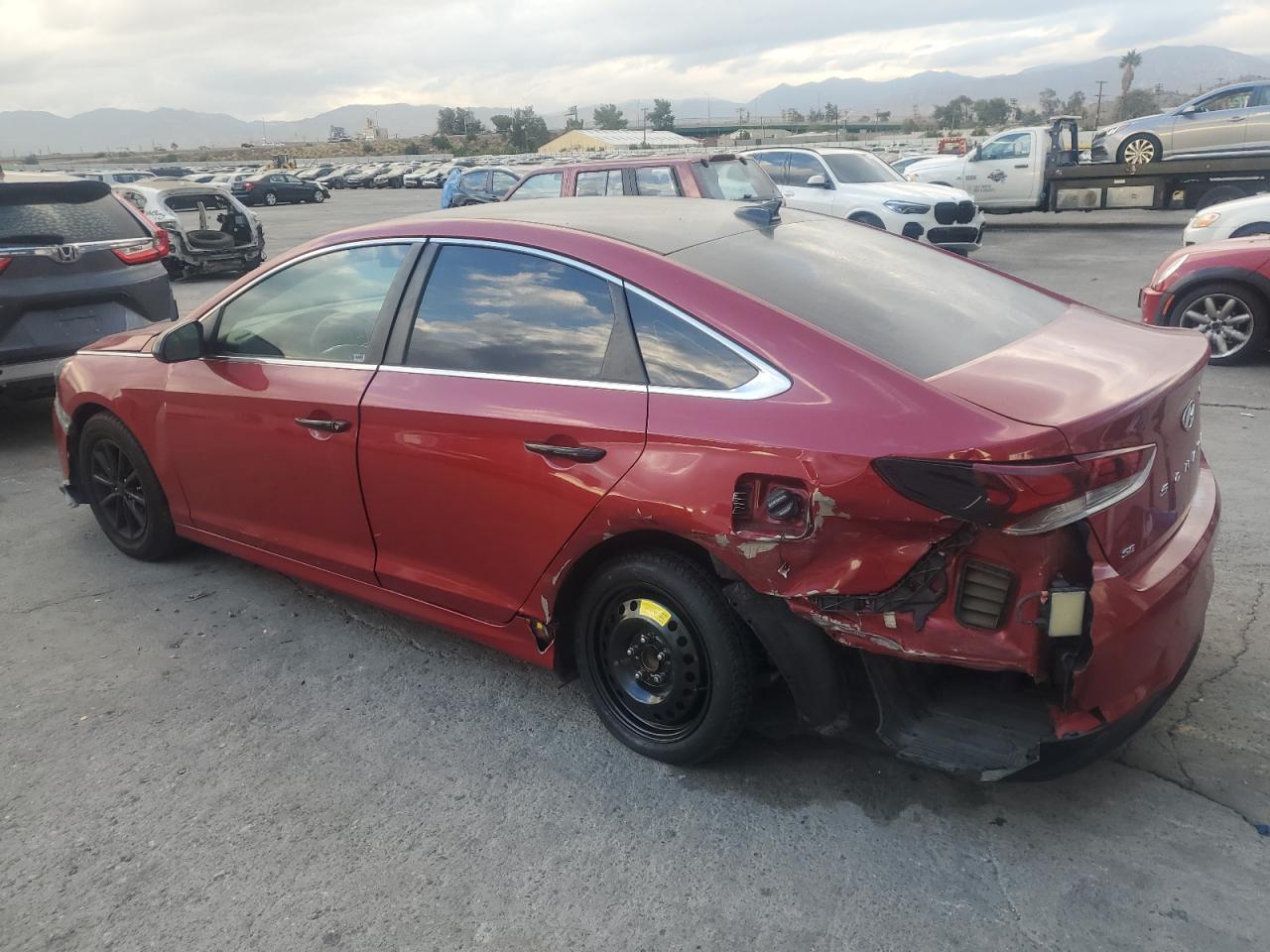 Изображение 2 2018 HYUNDAI SONATA SE 2018 с VIN 5NPE24AF7JH608483