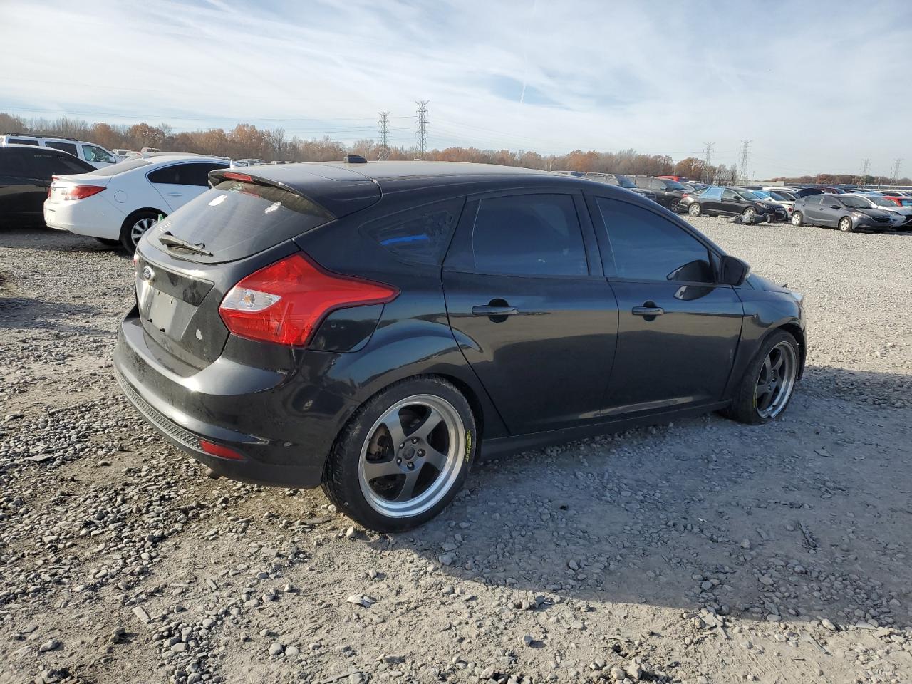 Obraz 3 z 2013 FORD FOCUS SE 2013 z VIN 1FADP3K25DL187081