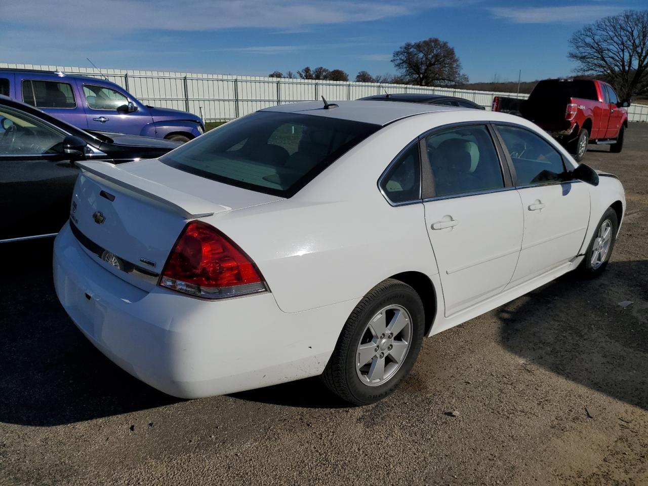 Image 3 of 2010 CHEVROLET IMPALA LT 2010 with VIN 2G1WB5EK6A1227218